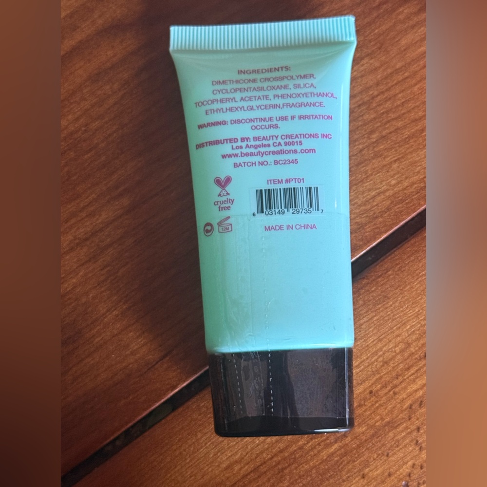 💙 4/$20 BEAUTY CREATIONS COSMETICS Poreless Face Primer - Picture 3 of 3